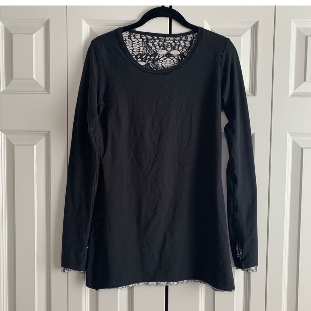 Lululemon reversible long sleeve tee - Picture 5 of 7